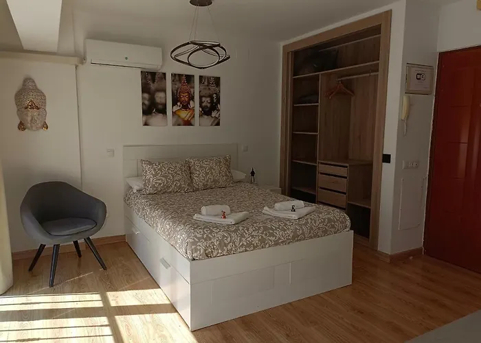 Apartment Buddha Smart Estudio Centro Historico De Málaga